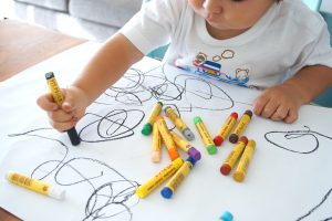 小学生の子供にデッサンを教えるには?